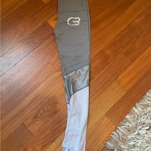 CYCLEBAR branded pheel trinity legging